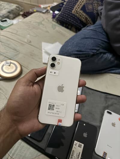 iPhone 11