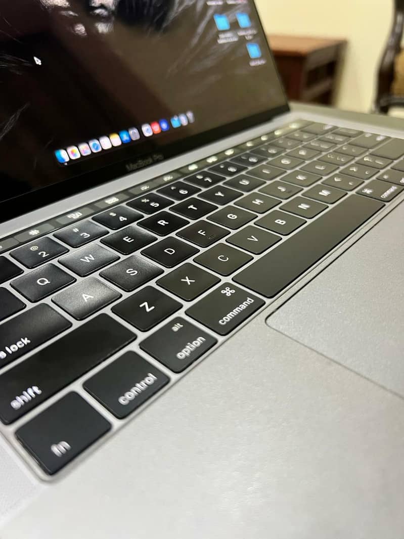 MacBook Pro 2016 2
