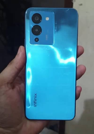 Box or original charger Sth 6 128