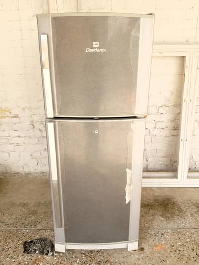 dawlance refrigerator