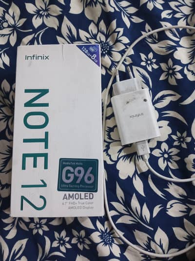 Infinix note 12 10/10 condition with Box and charger