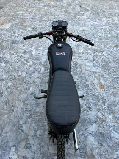 Crown CD 70 2018 converted to cafe racer