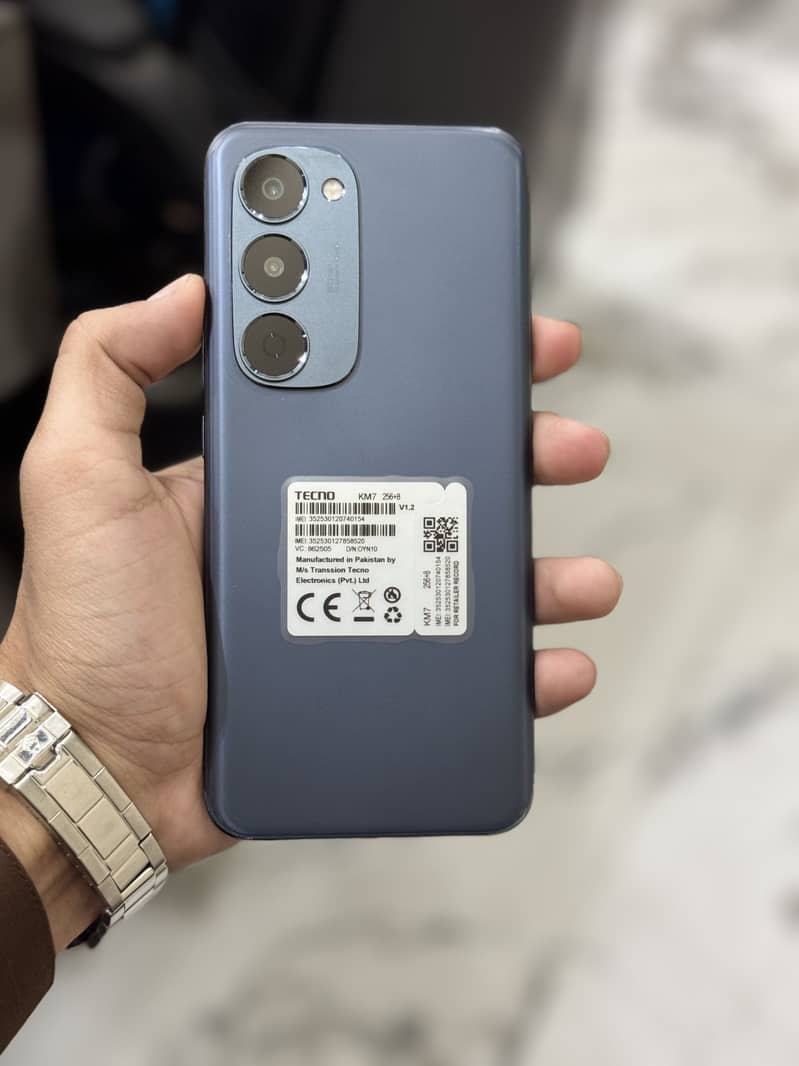 Techno spark 40 pro plus 0