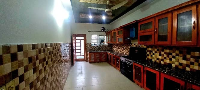 40x80 14 Marla Ground Portion For Rent G-13