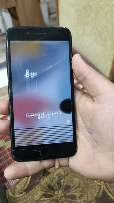 Iphone 7+ 128gb pta approved for sale read add carefully 03286499256