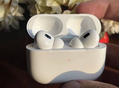 Apple AirPods Pro - 2nd Generation (USB-C) Under Warranty
