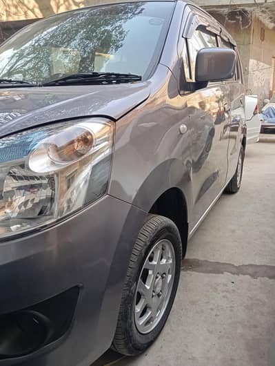 Suzuki Wagner vxl total genuine paint  brand new tyre