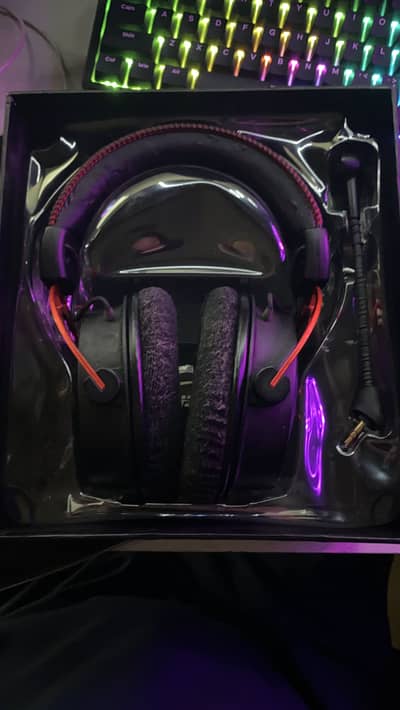 HyperX Cloud II - Complete Box & Original Accessories - Like New