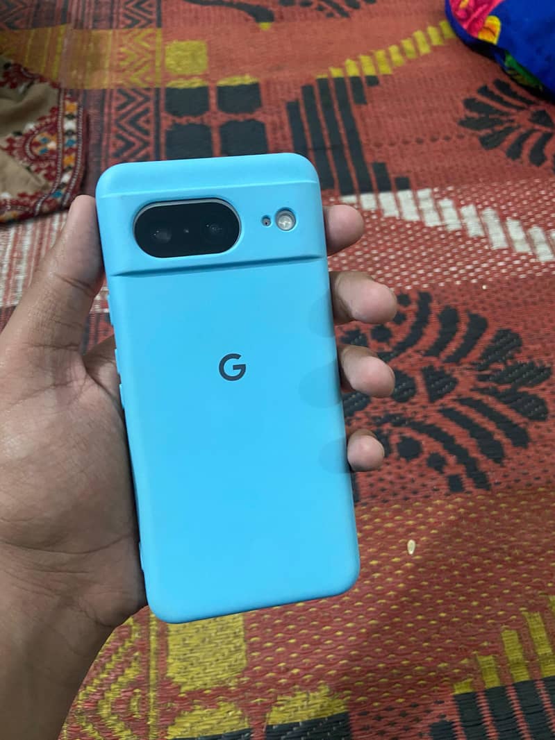 Google Pixel 8 5
