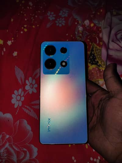 phone ok hai 10/9 hai screen ma necha ki side shade hai thora sa bus