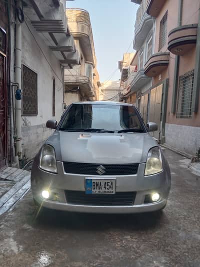 suzuki swift dlx 1.3