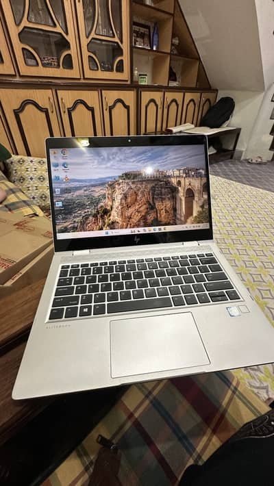 HP ELITE BOOK TOUCH SCREEN LAPTOP