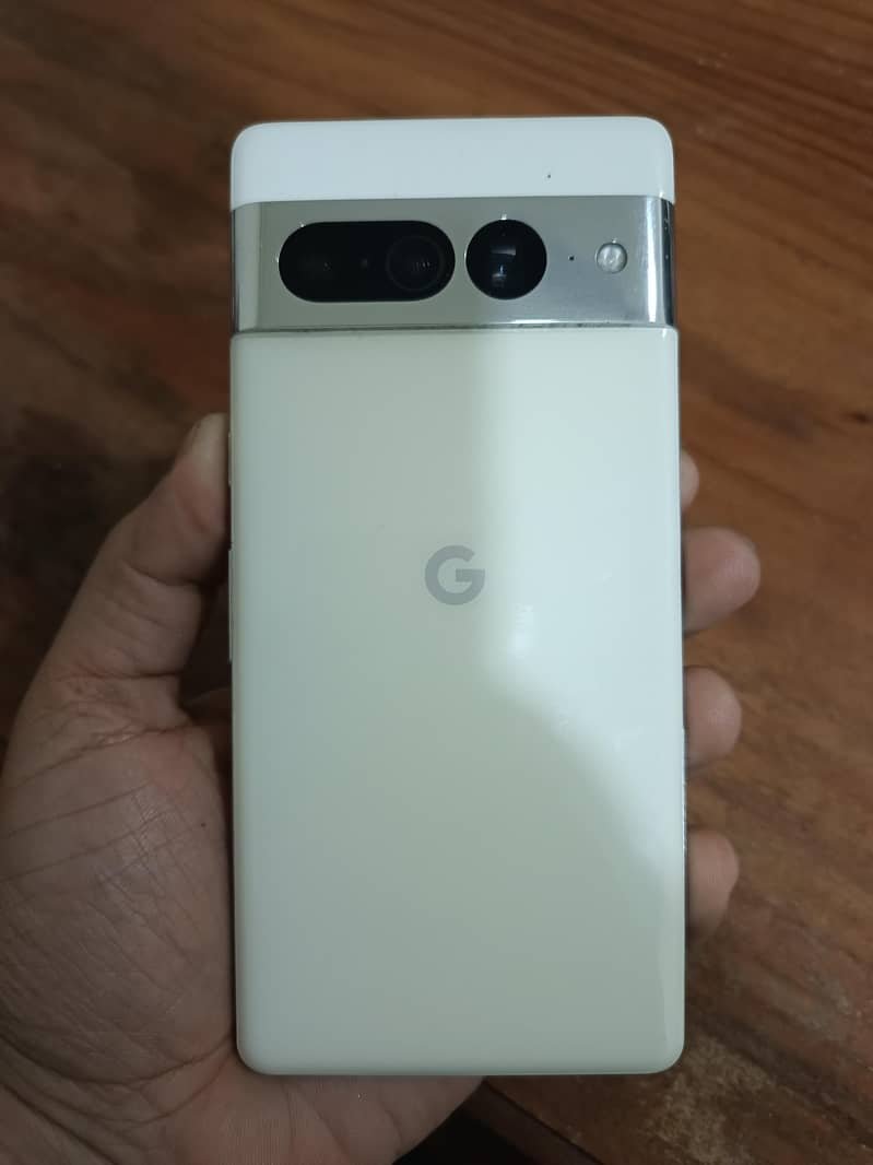 Google Pixel 7 pro 2