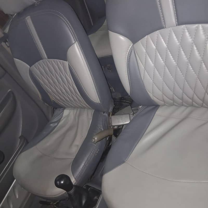 کلر ہے گاڑی 9