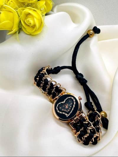 Women's braslet watch