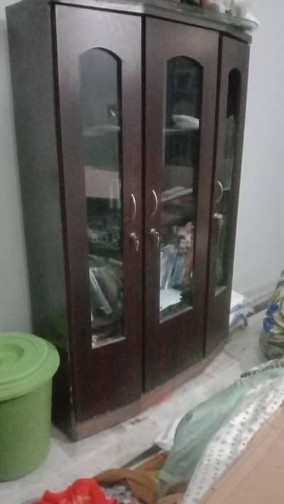 bookshelf
