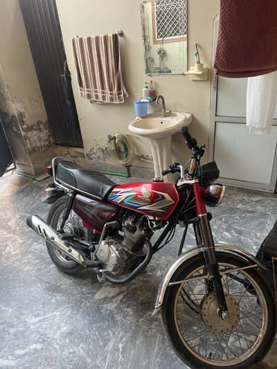 Honda CG 125 2023