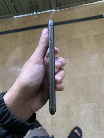 iphone 11 pta approved 64 gb 83 health