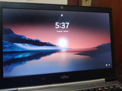 Fujitsu Lifebook U745 Core i5 5th gen