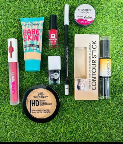 this makeup is so premium best kit WhatsApp number 03702436320