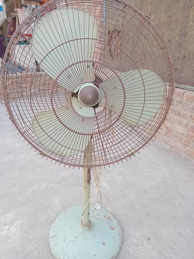 Breeze Pedesral Fan