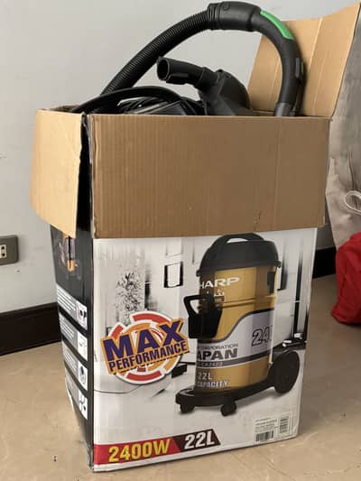 Sharp vacuum cleaner