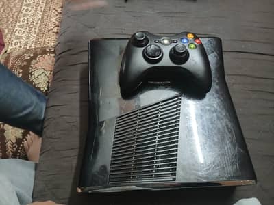 Xbox 360 Slim