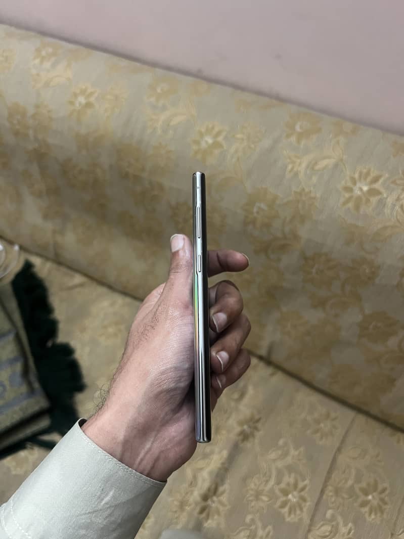 Samsung Note 10 plus 3