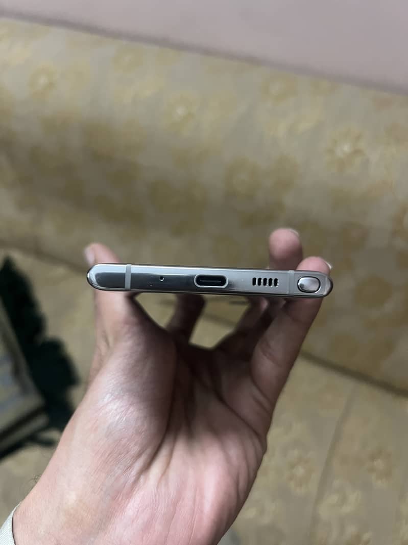 Samsung Note 10 plus 4