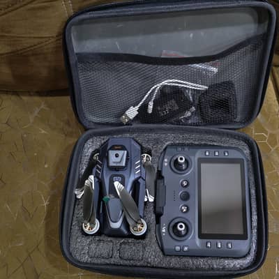 GT8 New Drone with Brushless Motor & Display in Remote