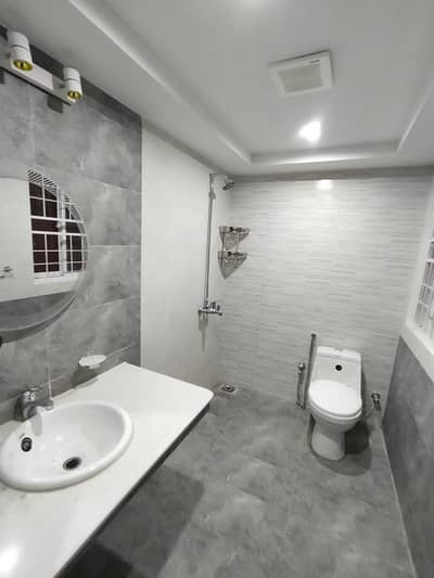 1 Kanal Furnished house for rent with 6 Beds phase 5