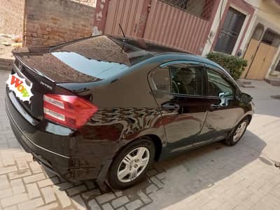 Honda City 2016  almoat genuine