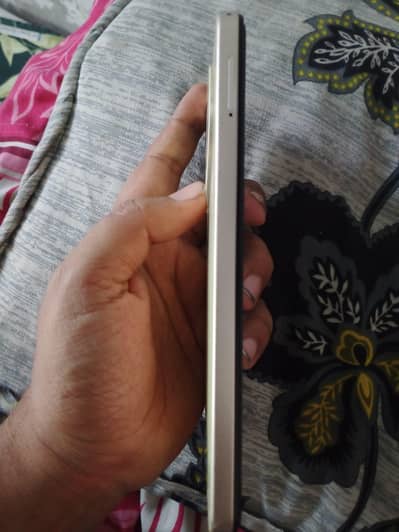 Infinix smart 8 pro 4/128