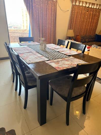 6 men Dinning Table Set