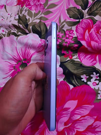 Realme Note 50 With Box and Facy Back Cover PTA APPROVED 4GB 64GB