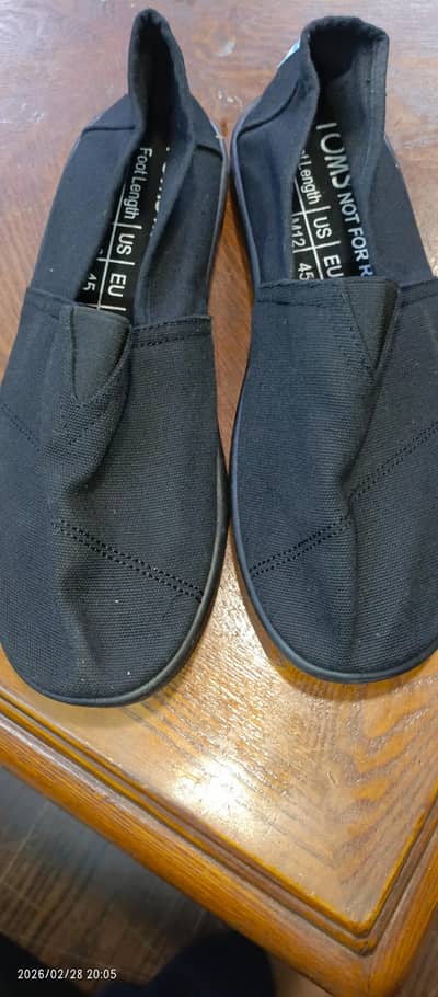 Tom Syanno Black Canvas Shoes