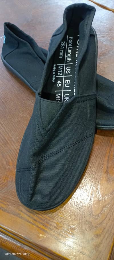 Tom Syanno Black Canvas Shoes