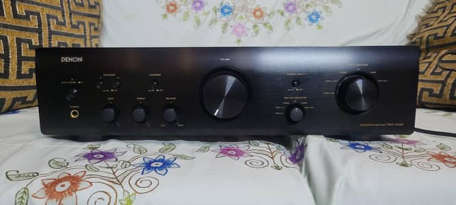 DENON PMA 700AE STEREO AMP+DCD 520AE  CD PLAYER BUILT IN 32 BIT DAC