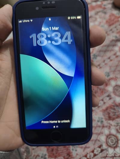 iphone se2 64 gb non pta mdm  condition 10 by 8 front glass break