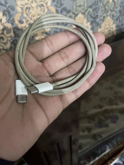 Original iPhone 16 pro max charging cable