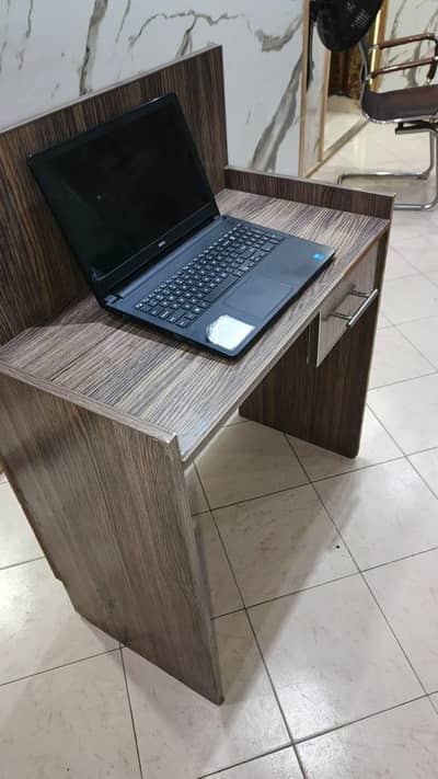 Laptop Table / Study Desk with Drawer – Good Condition – 6500