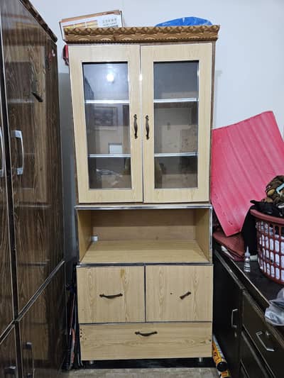 wardrobes for kitchen and room for sale in luch condition