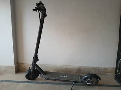 Electric scooty | Foldable | Chargeable | Urgent Sale