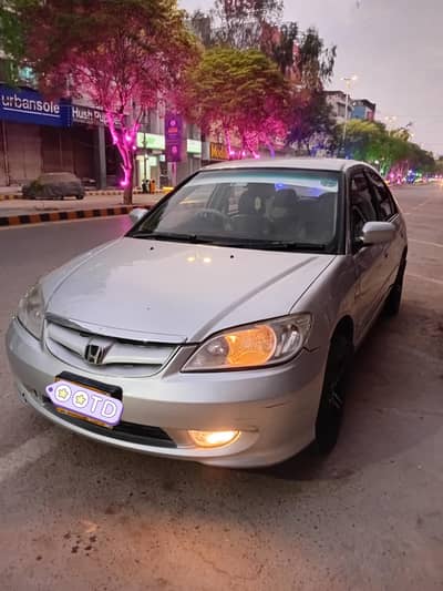 Honda civic EXI  auto  model 2005 ac petrol