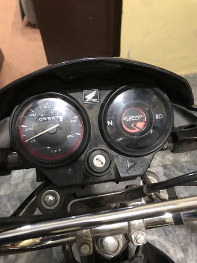 cd 70 dream 2025 A grey color 10/10