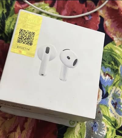 Apple AirPods 4th gen Without ANC