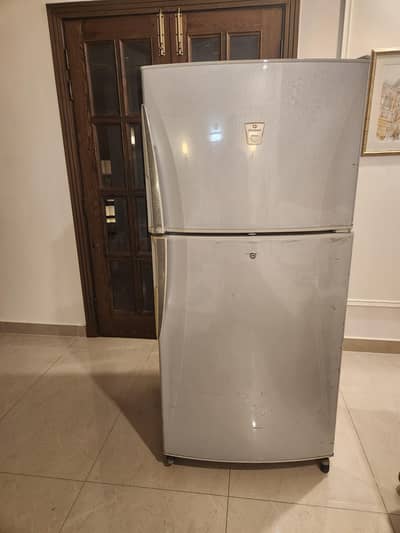 Dawlance Refrigerator 100%  functional   in neat n clean condition