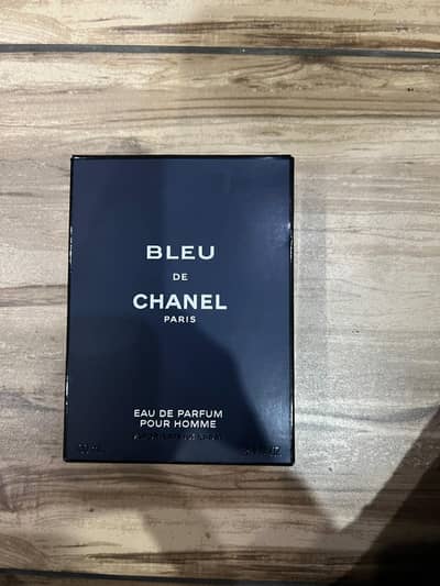 BLUE DE CHANEL Paris