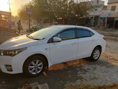toyta corrolla altis 2015 excellent condition