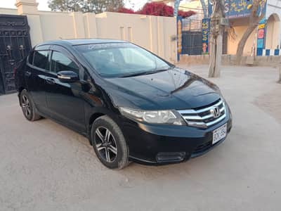 Honda city 2015 bumper to bumper original condition